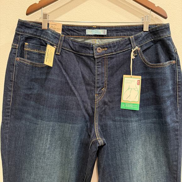 NWT Levi’s Women’s 20W 580 Defined Waist Boot Cut Jeans Dark Wash Plus Western - Picture 3 of 9